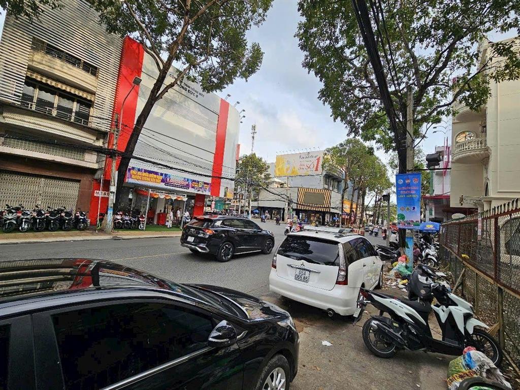 Nhà mặt tiền 26 tỷ nguyễn trãi gần ngã 3 trần văn khéo, trung tâm tp cần thơ