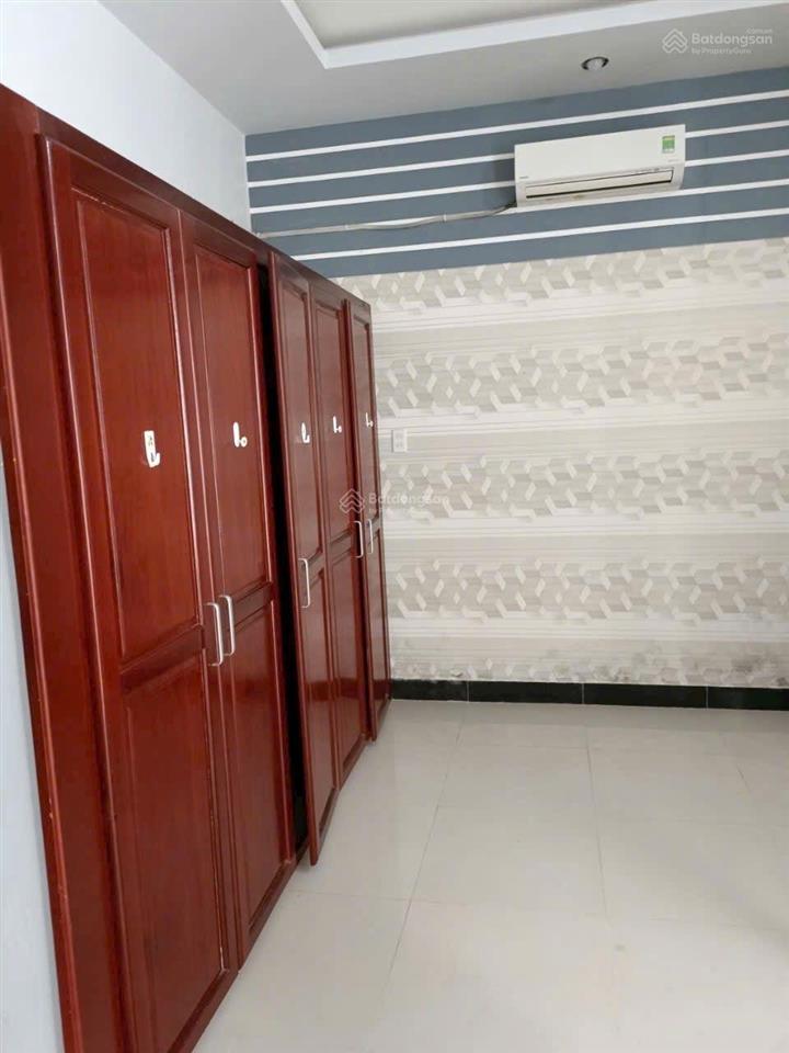 Bán nhà 1 trệt 2 lầu 4,6 tỷ kdc hưng phú 1, tp cần thơ