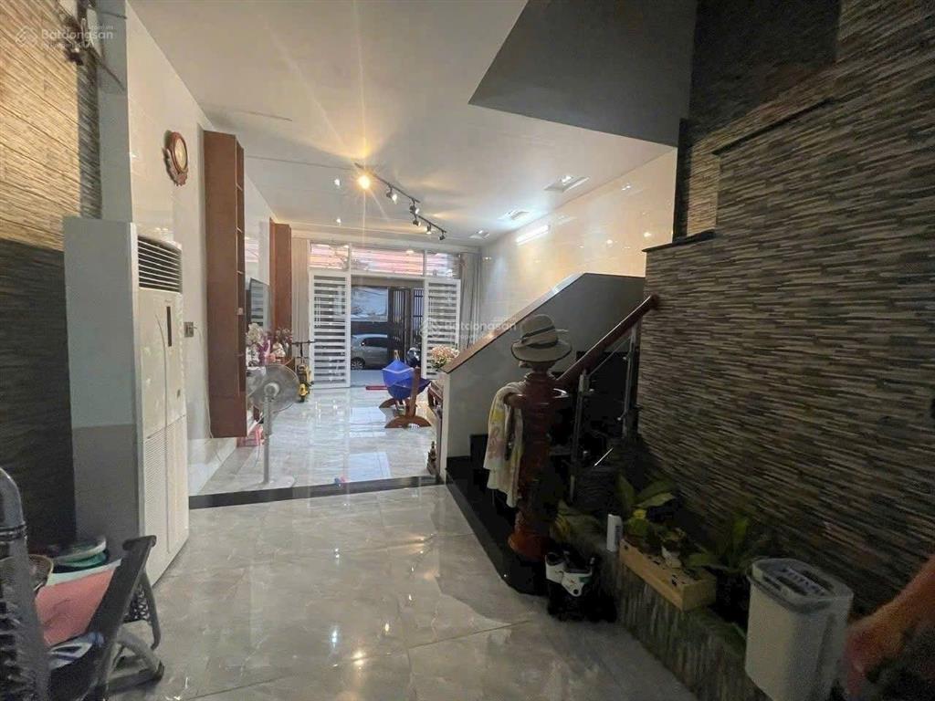 Bán nhà 7,6 tỷ mặt tiền trục chính kdc 148, (cách 3/2 30m. đầu kdc 148), tp cần thơ