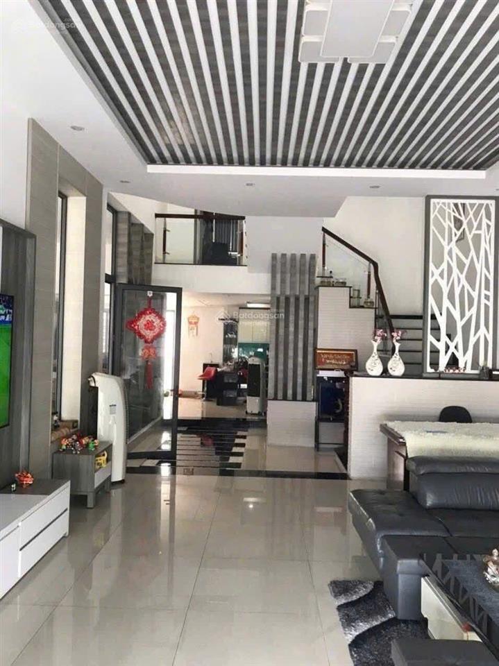 Nhà ba tầng 9,5 tỷ 148 m2 mặt tiền đường nguyễn đệ, an hoà, ninh kiều, thành phố cần thơ