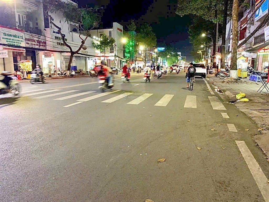 Nhà mặt tiền 12,5 tỷ đường 3/2 đoạn gần trần hoàng na, p hưng lợi, quận cái răng, tp cần thơ