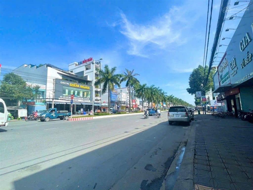 Bán nhà mặt tiền ngang 8 mét đường 3/2 hưng lợi, ninh kiều, tp cần thơ. gần ngã 4 nvl & 3/2