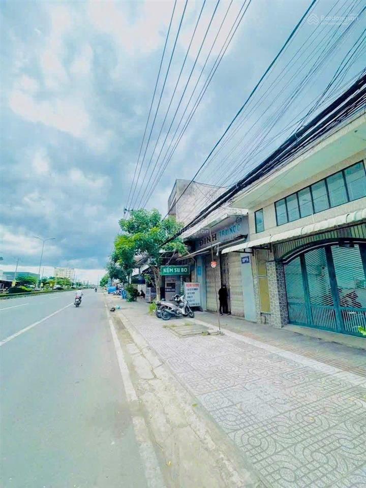 Nhà mặt tiền 4,7 tỷ đường lê hồng phong, gần chợ trà nóc, thành phố cần thơ