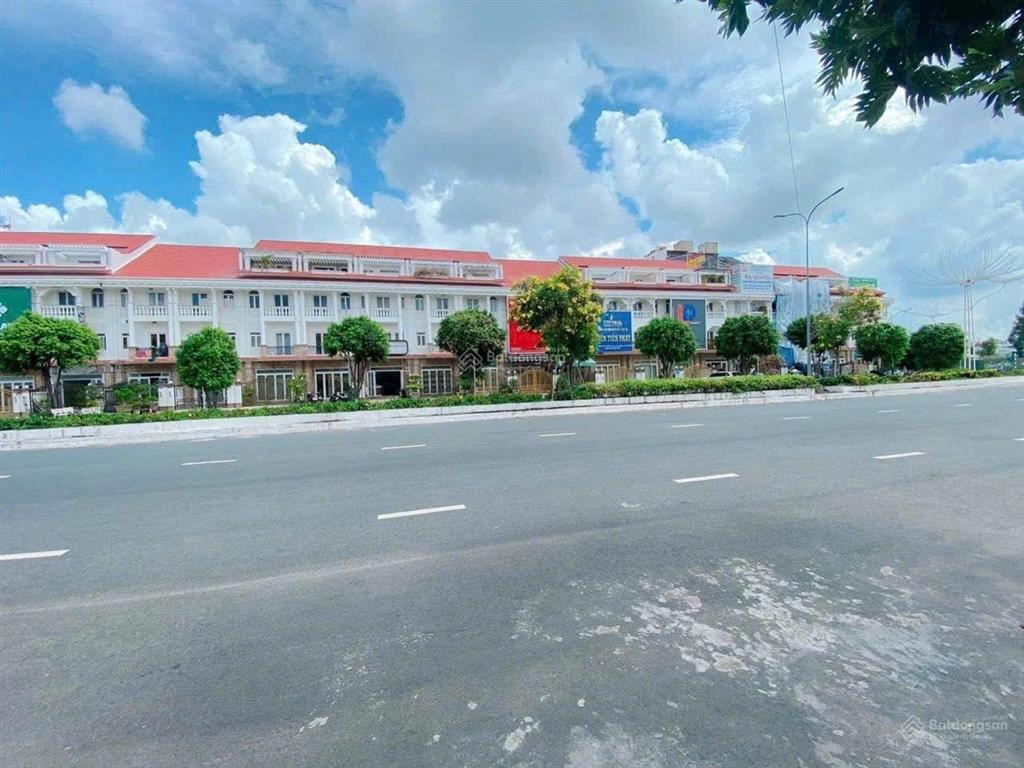Bán đất tại mặt tiền lý thái tổ, 13 tỷ, 180 m2, view đẹp, phong thủy tốt, tp cần thơ