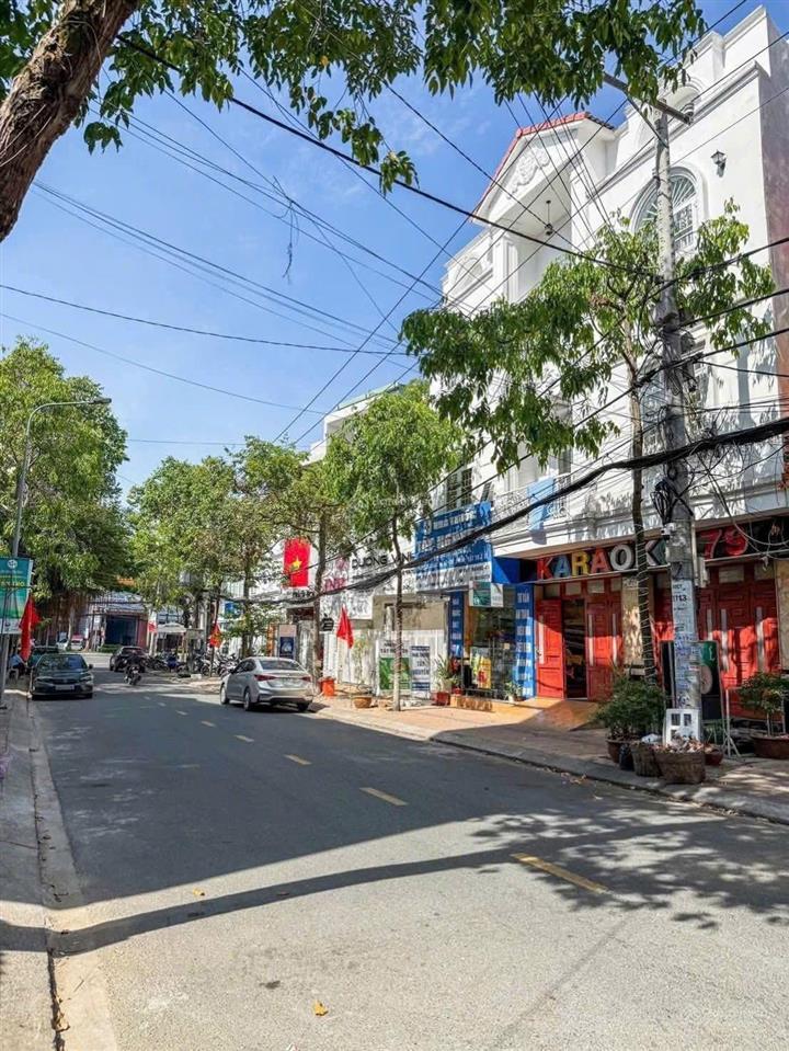 Bán khách sạn 415 m2 16 phòng mặt tiền đường lê bình, ninh kiều  gần đại học cần thơ, tp cần thơ