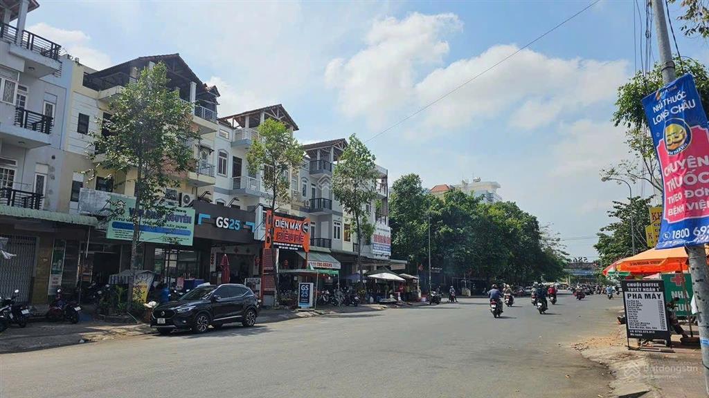 Bán nhà 3 lầu mặt tiền 8,5 tỷ đường bùi quang trinh khu dân cư 586, p hưng phú, tp cần thơ