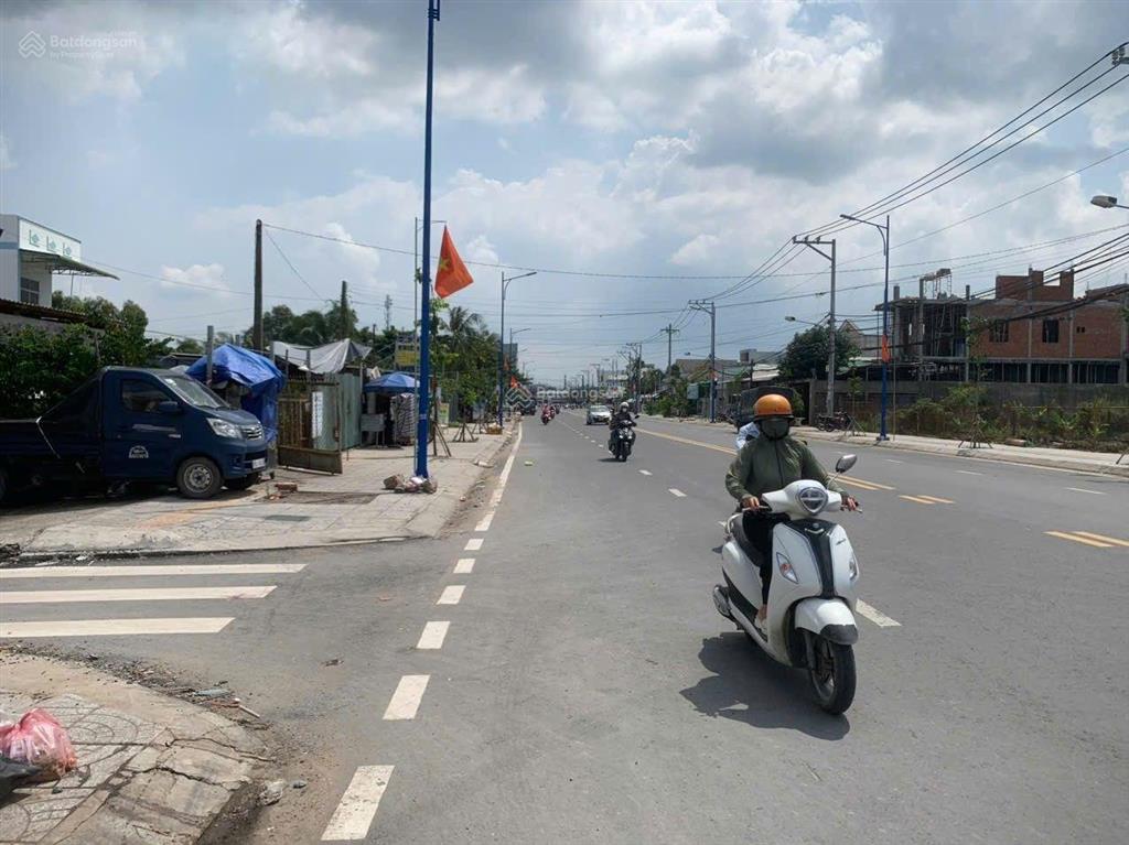 Nền mặt tiền hoàng quốc việt 6 tỷ kế chợ bà bộ phường tân an thành phố cần thơ