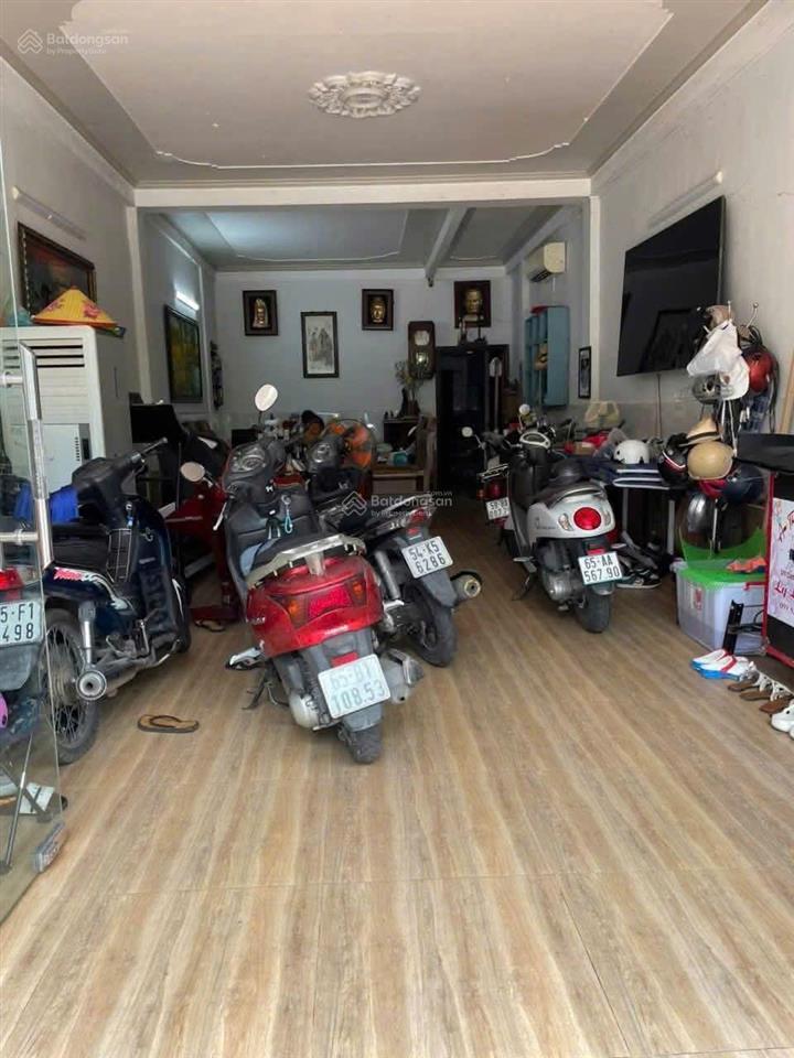 Bán nhà mặt phố tại phạm ngũ lão, 6,8 tỷ, 71m2, 3pn, 3wc, mặt tiền 4.85m, tp cần thơ