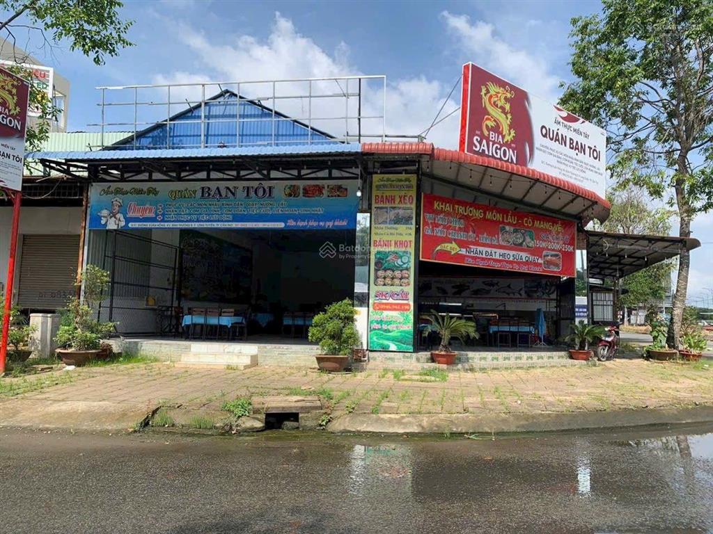Cặp nền góc 2 mặt tiền đ. xuân hồng kdc đối diện khu bv s.i.s, ung bướu, nhi đồng,...cách nvc 50m