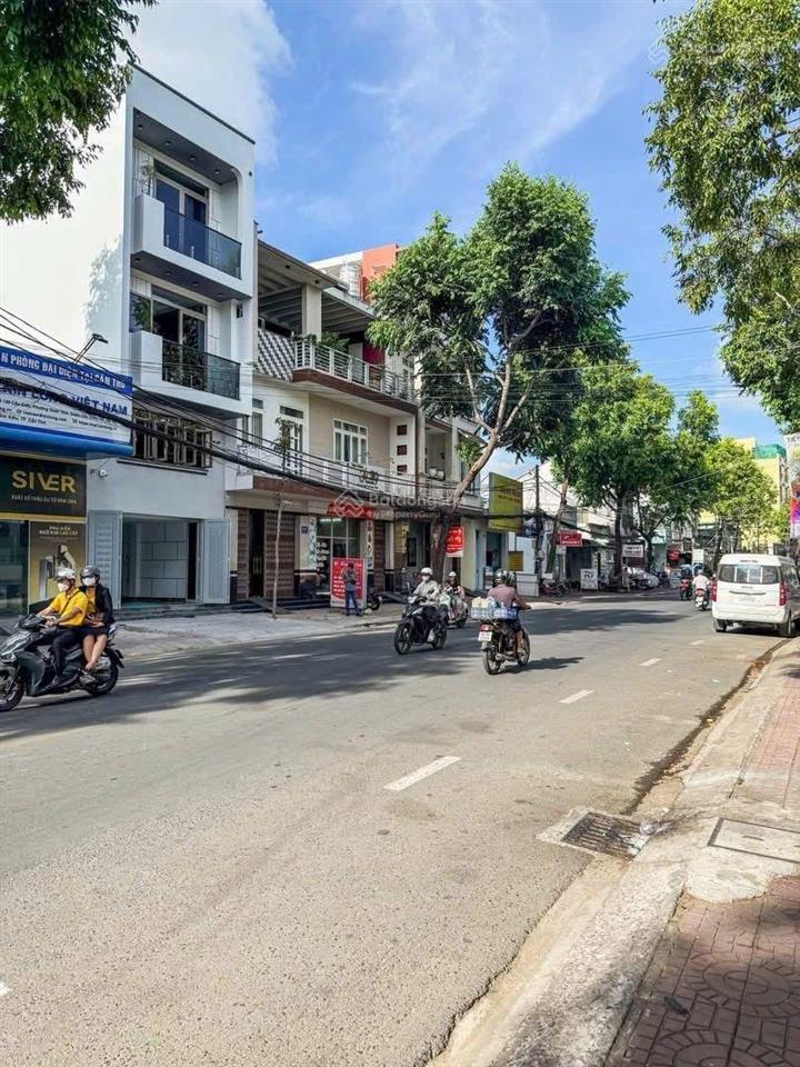 Nhà mới 8,39 tỷ 1 trệt 1 lửng 2 lầu  mặt tiền đường nguyễn đệ, p. cái khế, tp cần thơ