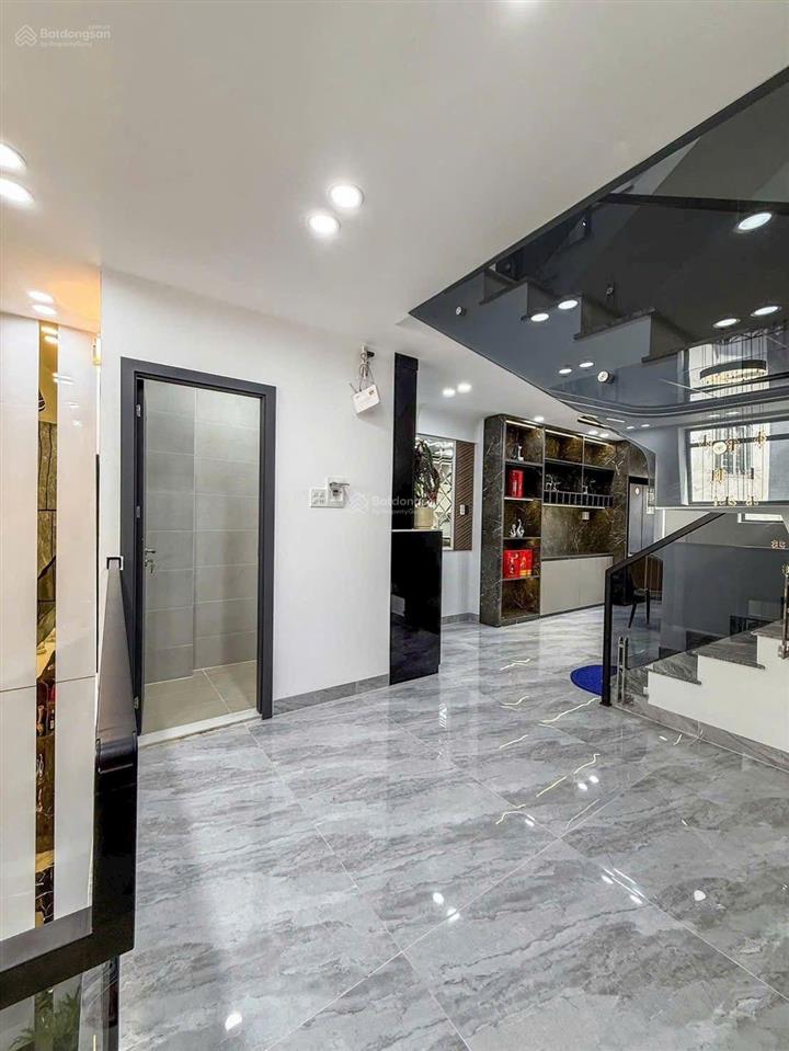 Nhà mới 8,39 tỷ 1 trệt 1 lửng 2 lầu  mặt tiền đường nguyễn đệ, p. cái khế, tp cần thơ
