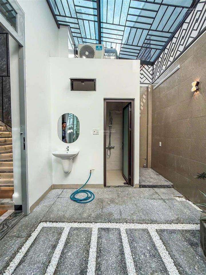Nhà mới 8,39 tỷ 1 trệt 1 lửng 2 lầu  mặt tiền đường nguyễn đệ, p. cái khế, tp cần thơ