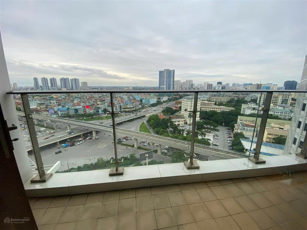 Cho thuê căn hộ chung cư tại 241 xuân thủy, 28 triệu, 98 m2, giá ưu đãi