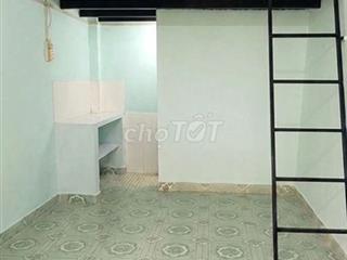 Phòng trọ giá rẻ, sạch đẹp đường Nguyễn Văn Quá, Q12