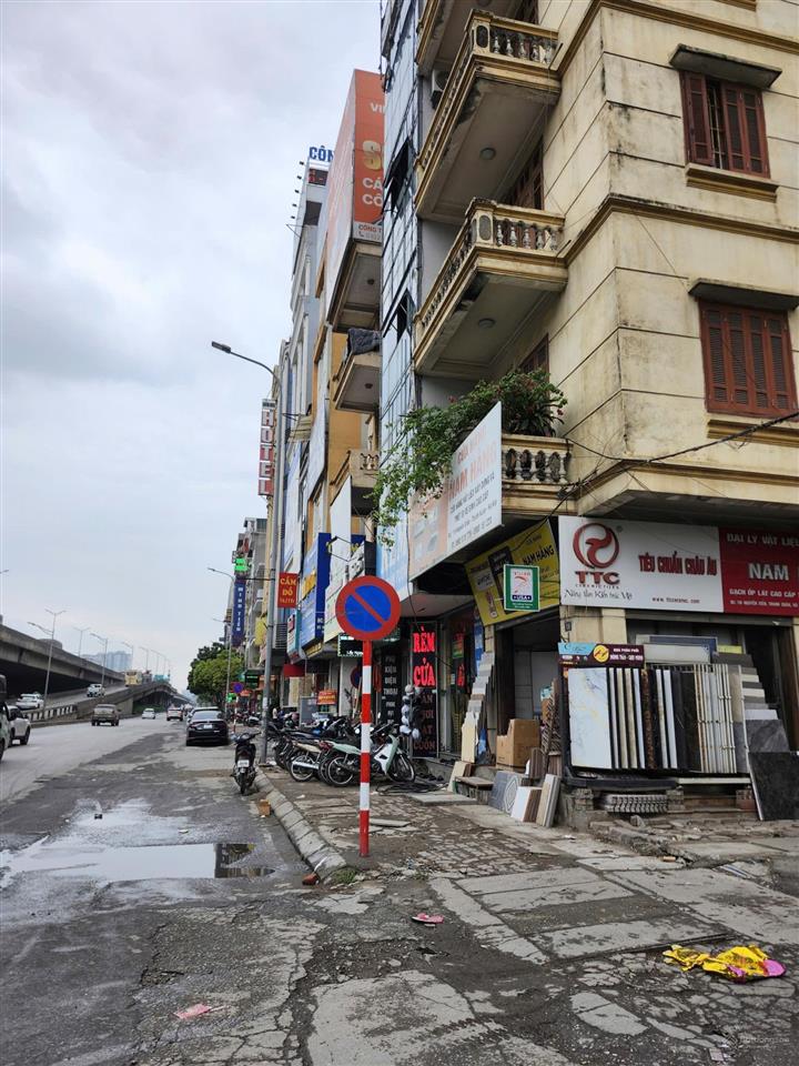 Chính chủ cần bán căn nhà mặt phố nguyễn xiển, cạnh ngã tư khuất duy tiến, nguyễn trãi. 6 tầng.