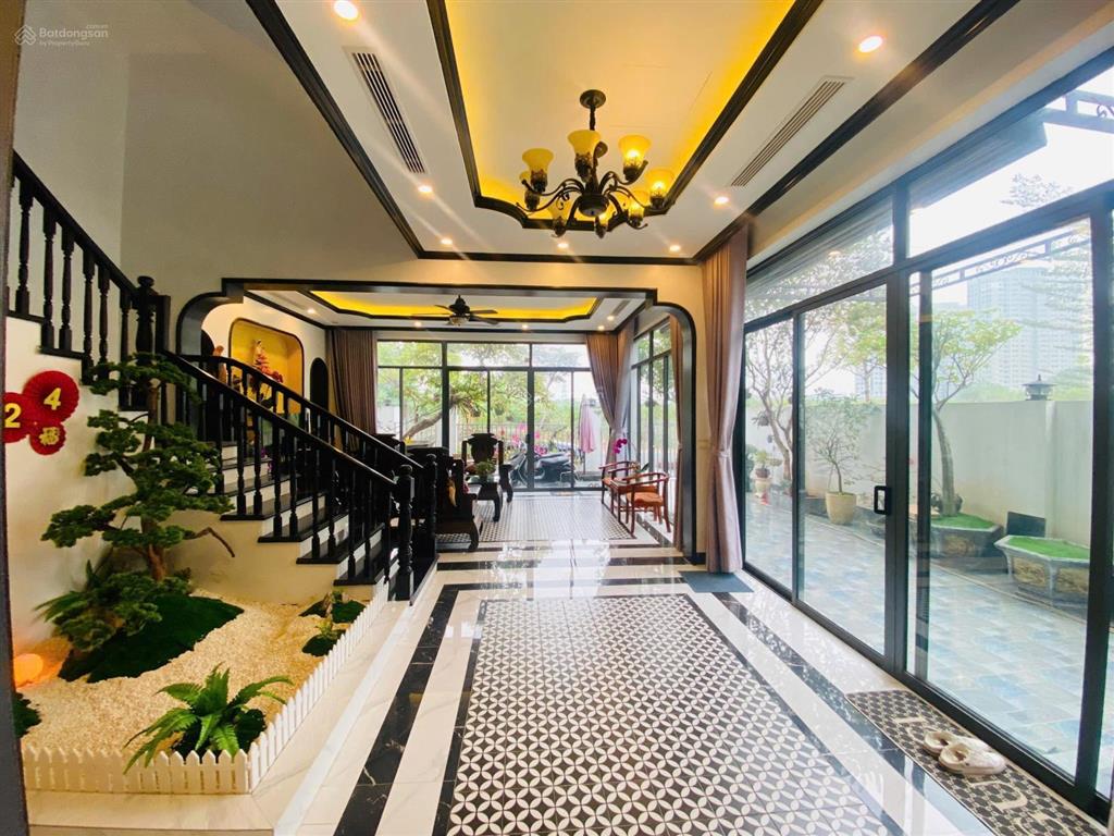 Chính chủ cần bán biệt thự khu đô thị mới dương nội. 180m2 mt9,5m mặt sàn 327m2 full nội thất.