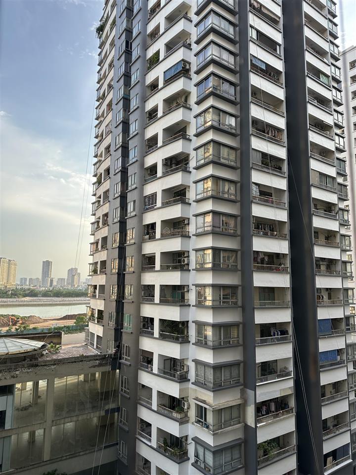 Bán cc 2pn, 2vs tại vov mễ trì, giá 5 tỷ, 74m2, ngay lương thế vinh.
