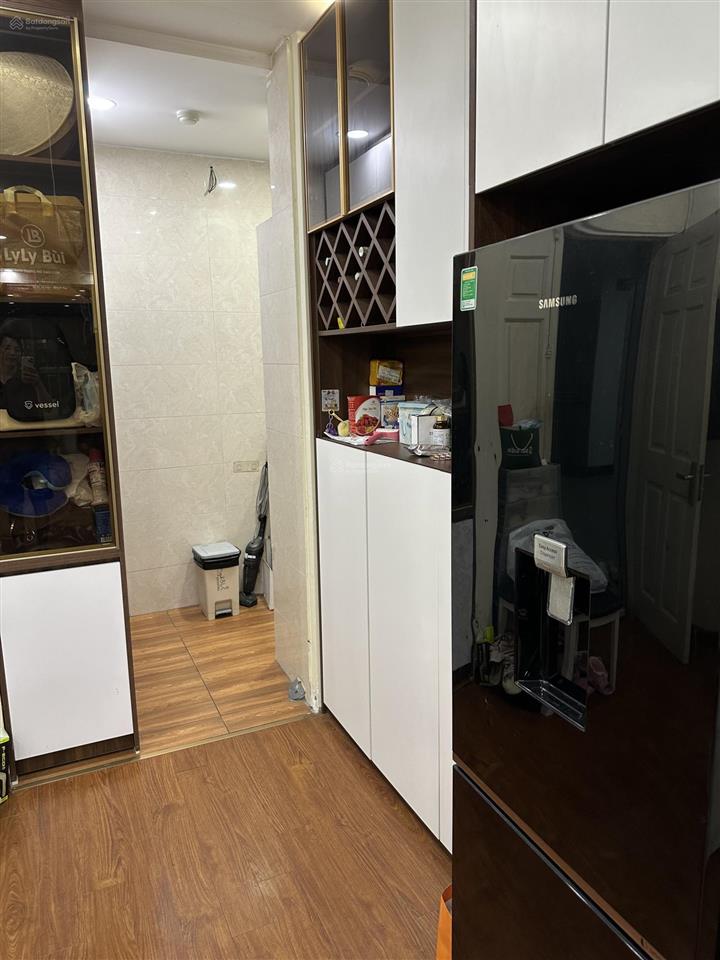 Bán căn hộ chung cư 2pn, 2wc, 2 ban công tại vov mễ trì, 4,5 tỷ, căn góc 74m2, full nội thất.