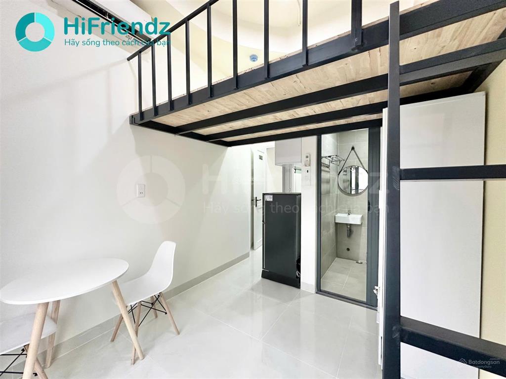 Căn hộ full nội thất mới 100% có gác ban công, giá chỉ còn 3,9 triệu/tháng