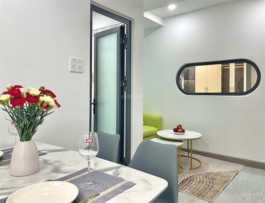 Hot!căn hộ 35m2,1pn, 1pb full nội thất mới 100% ngay trung tâm bình thạnh