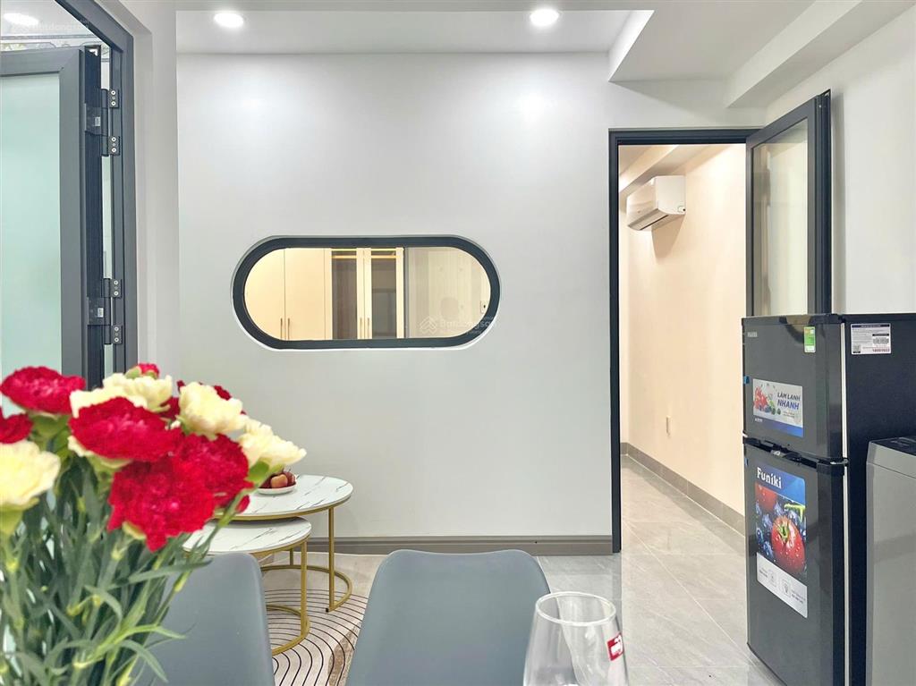 Hot!căn hộ 35m2,1pn, 1pb full nội thất mới 100% ngay trung tâm bình thạnh