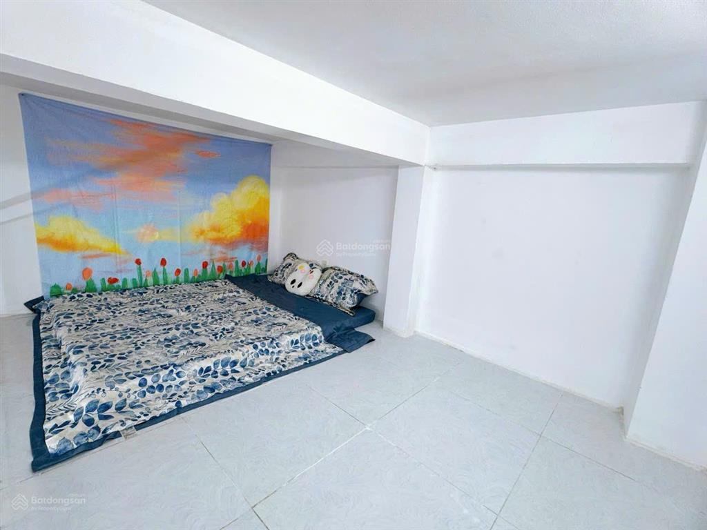 Phòng rộng 20m2 có gác cao đầy đủ nội thất chỉ 2tr6