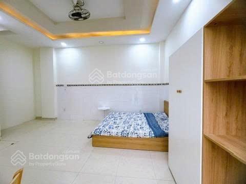 Phòng rộng 25m2 nội thất cơ bản giá chỉ 3tr