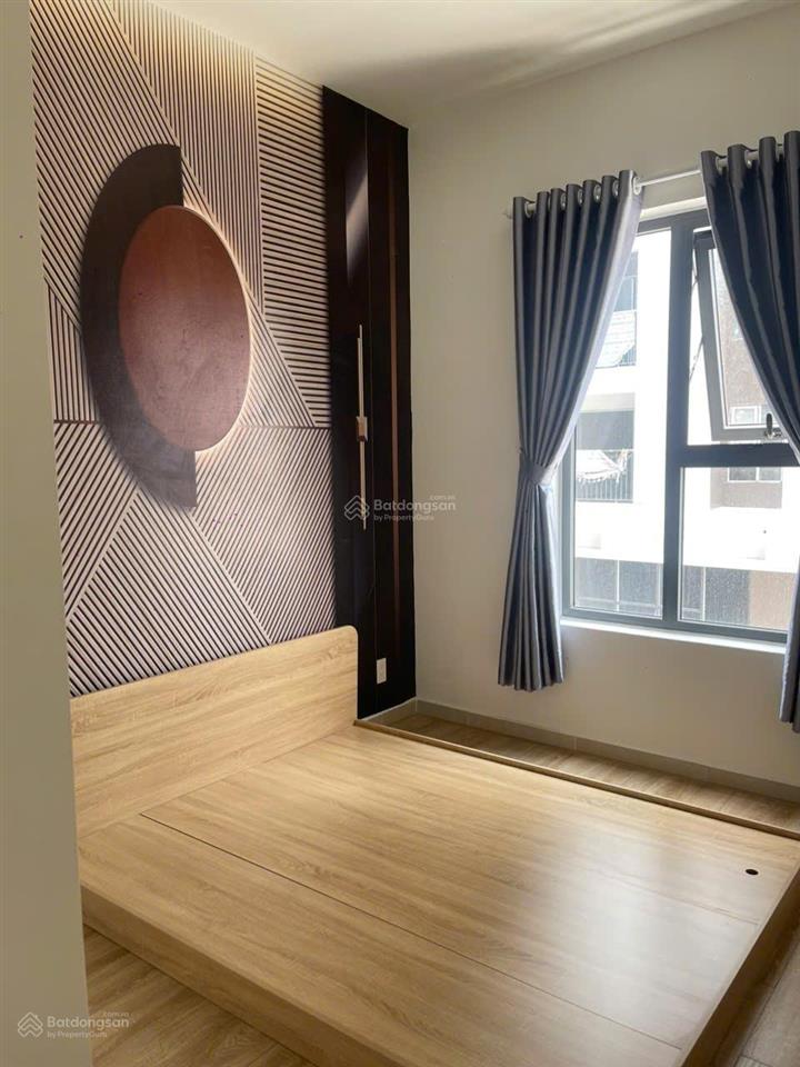 Cho thuê gấp căn hộ căn 2 view 68m2 2pn2wc nhà trống hoặc full nt giá tốt dự án