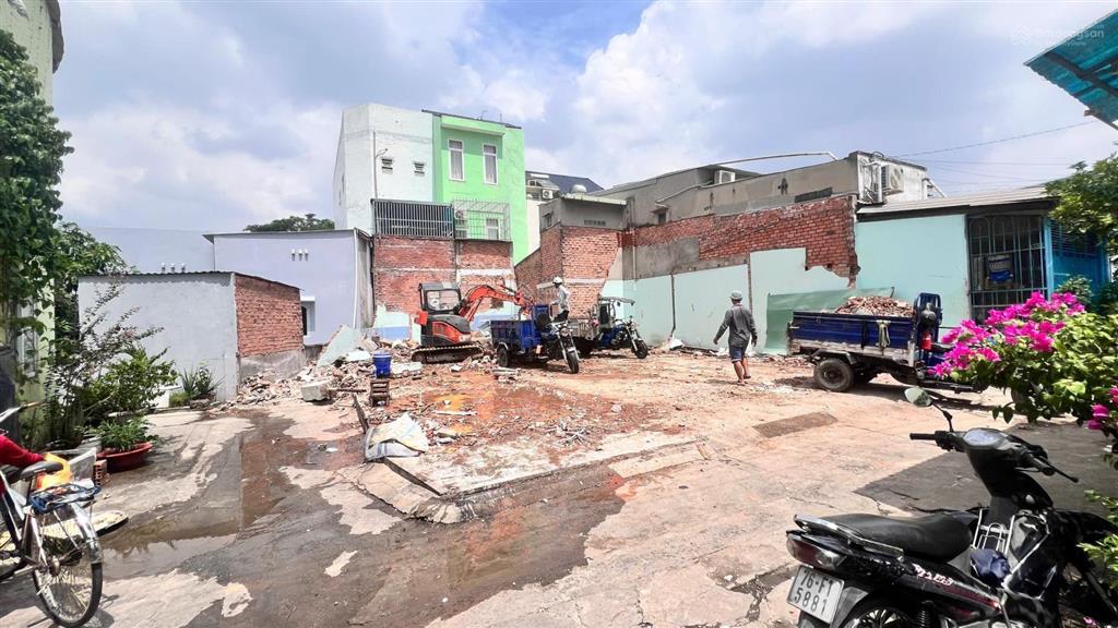 Chính chủ bán lô đất 86m2 thổ cư gần chợ tân phong giá 2,25 tỷ, hỗ trợ vay ngân hàng