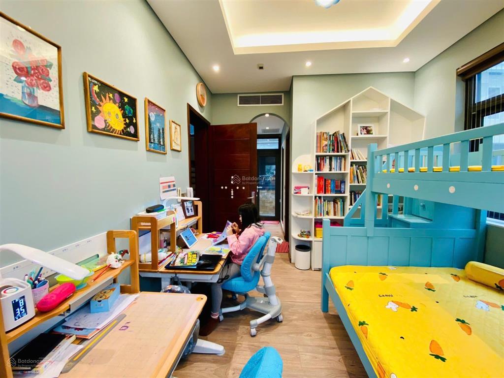 Bán nhanh biệt thự vip h10 starlake, diện tích 192,8m2, view đẹp, sẵn sổ đỏ.  xem nhà.