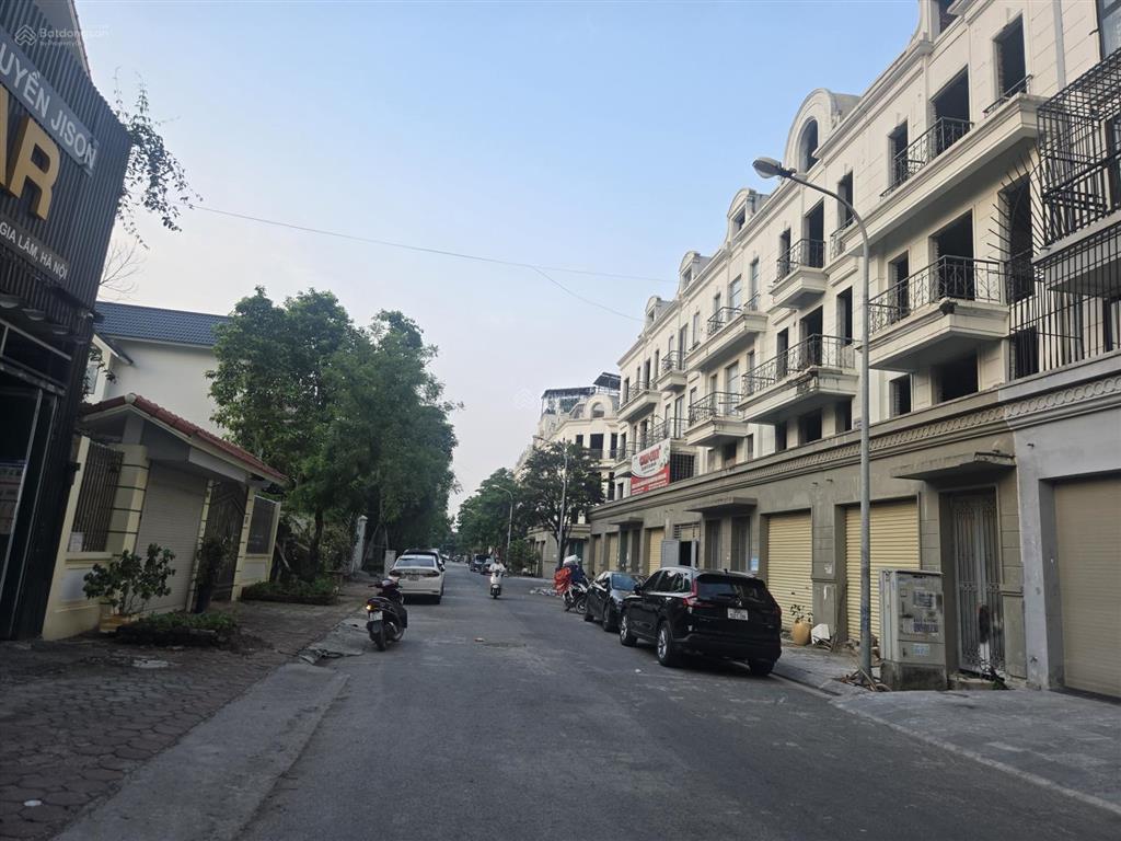 Bán gấp lk 90m2 ngay chung cư hanhome blue star giá cực chất 21 tỷ bao phí. sẵn sổ công chứng ngay.