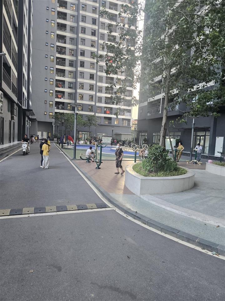 Bán nhanh căn 2pn view hồ đẹp hanhomes blue star 61m2 2pn, ban công đông nam, giá tốt chỉ 68tr/m2
