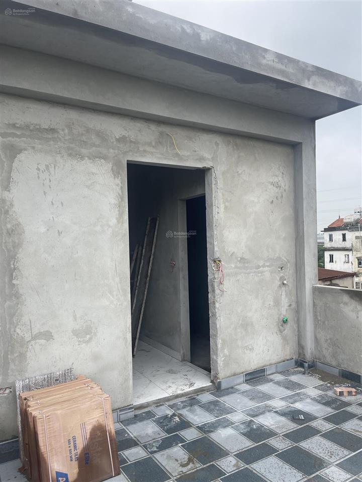 Bán nhà xây mới 5 tầng 38m2 gần phố 1 ngoặt ra oto đậu ngày đêm giá 6,8 tỷ