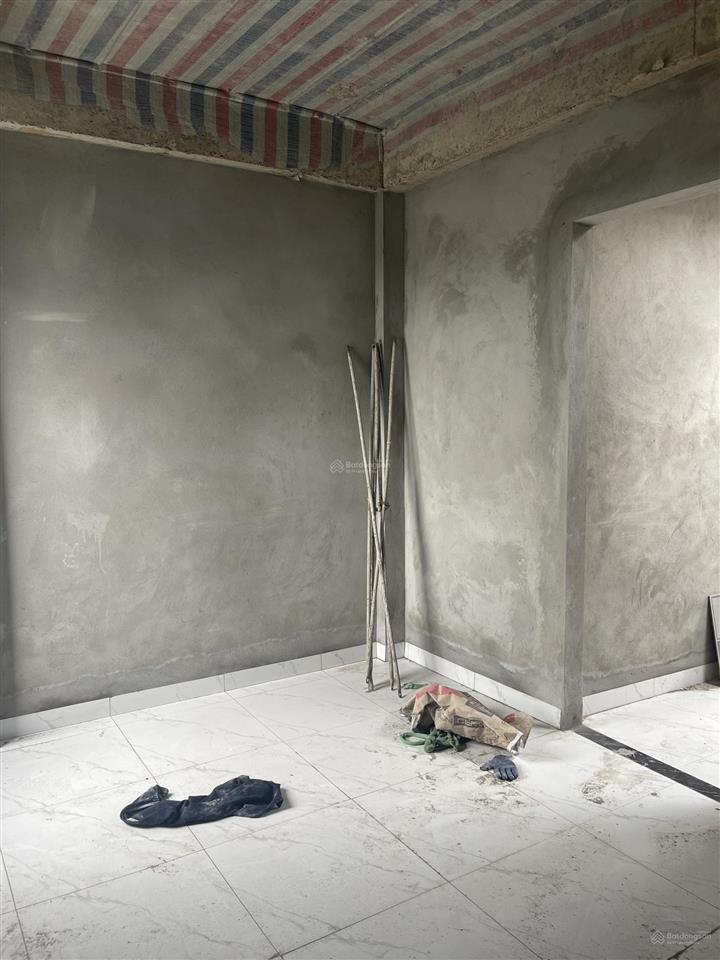 Bán nhà xây mới 5 tầng 38m2 gần phố 1 ngoặt ra oto đậu ngày đêm giá 6,8 tỷ