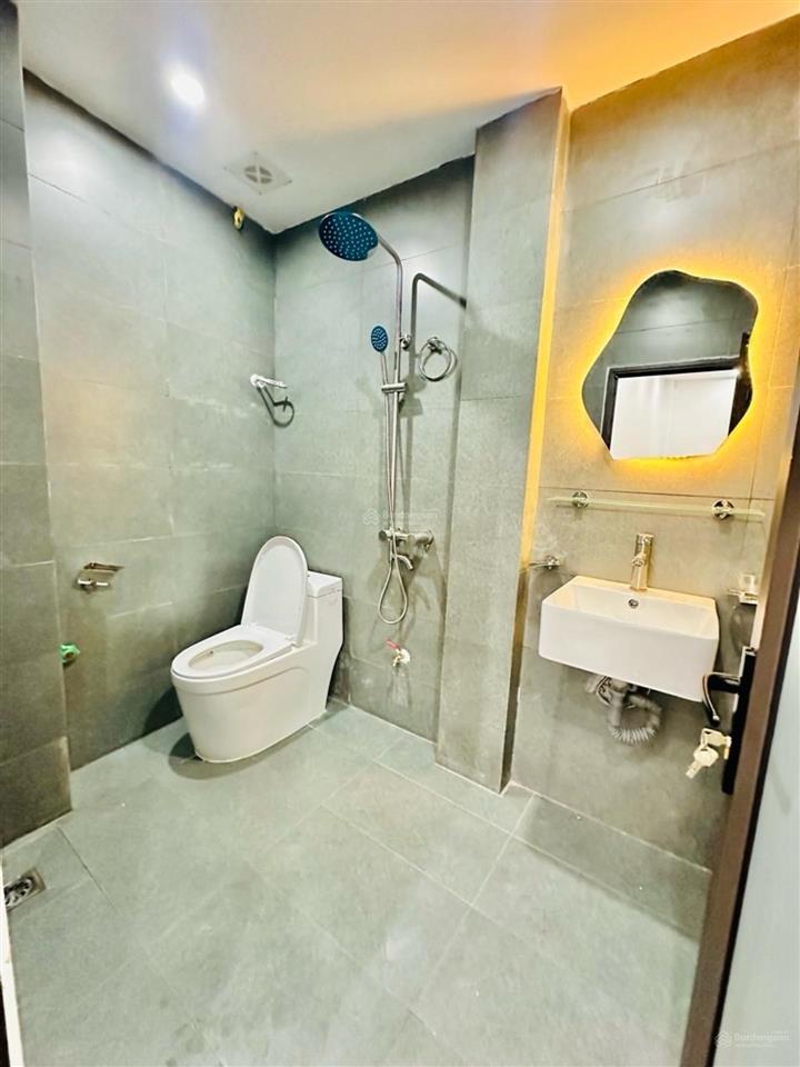 Bán nhà dân xây 5 tầng 27m2 ngõ thông không quy hoạch giá chỉ 6 tỷ