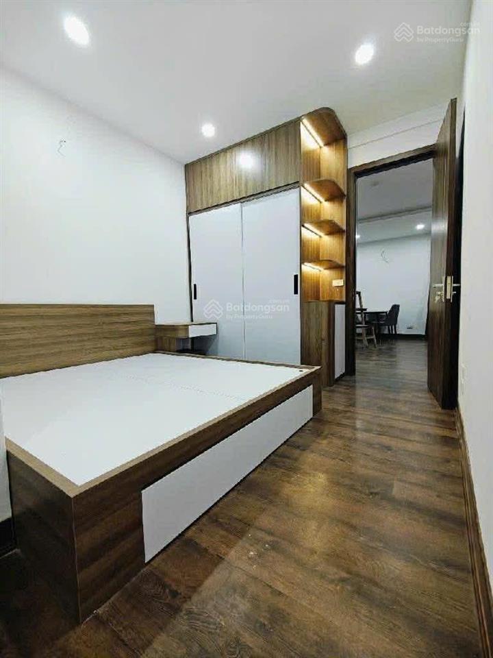 Cần bán gấp căn hộ 3pn  dt 138m²  sẵn đồ vào ở ngay.
