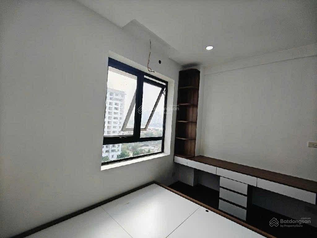 Cần bán gấp căn hộ 3pn  dt 138m²  sẵn đồ vào ở ngay.