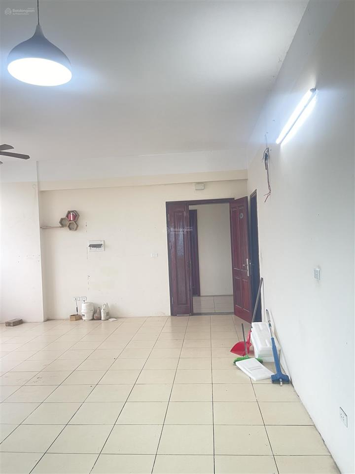 Cho thuê căn hộ 3pn dt 104m² chung cư báo công an nhân dân