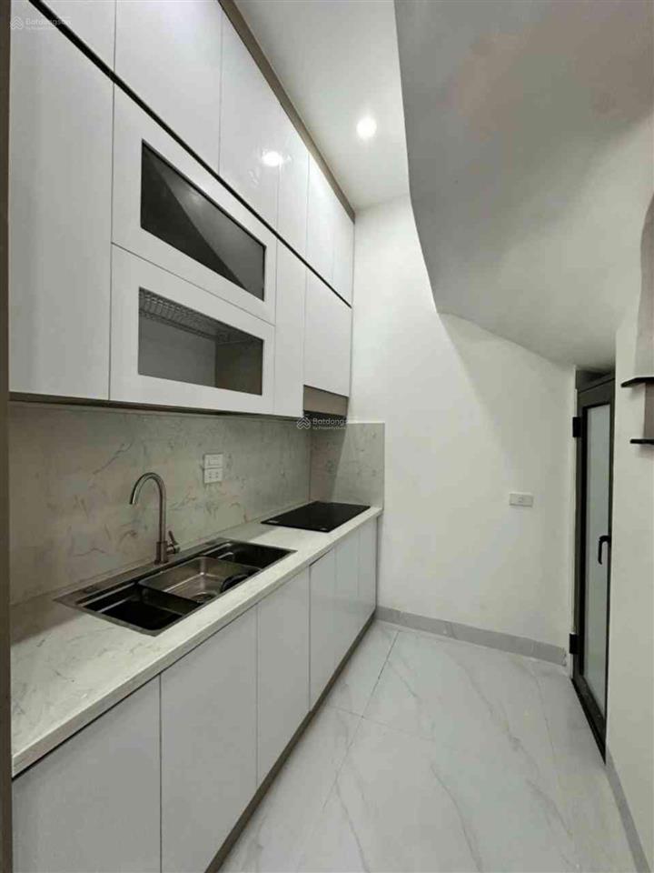Bán nhà tôn đức thắng 27m2 full nội thất giá 5 tỷ nhận nhà ngay