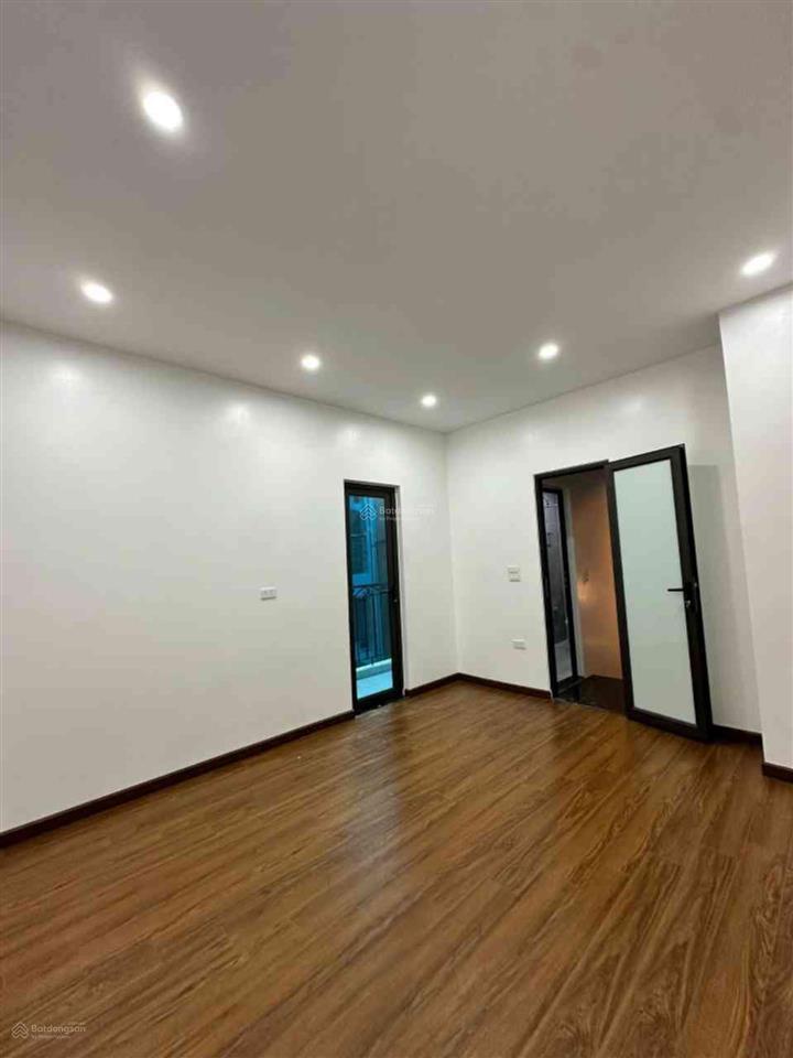 Bán nhà tôn đức thắng 27m2 full nội thất giá 5 tỷ nhận nhà ngay