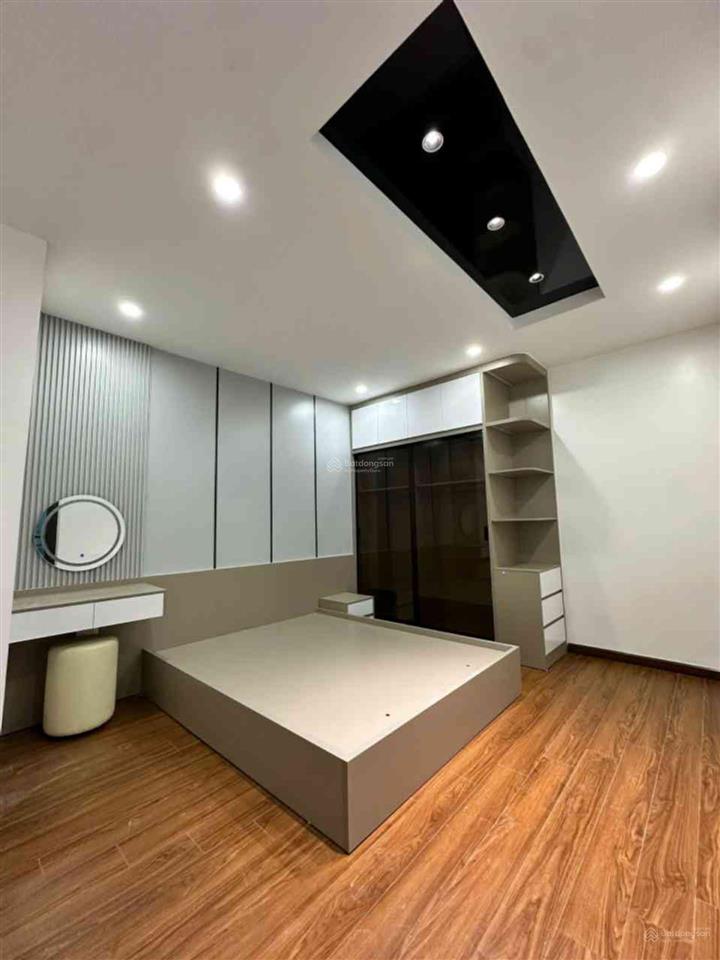 Bán nhà tôn đức thắng 27m2 full nội thất giá 5 tỷ nhận nhà ngay