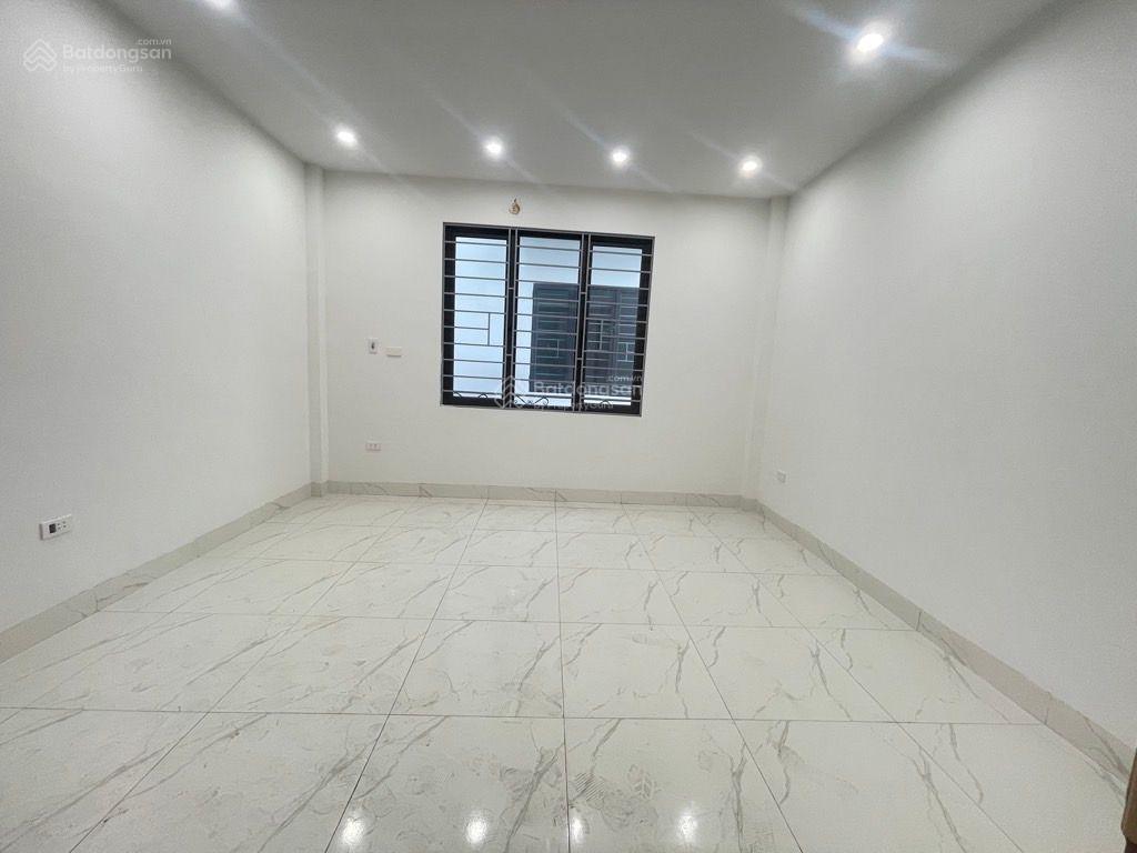 Bán nhà minh khai 5 tầng dt 35m2 gần phố giao thông thuận tiện giá 6,5 tỷ