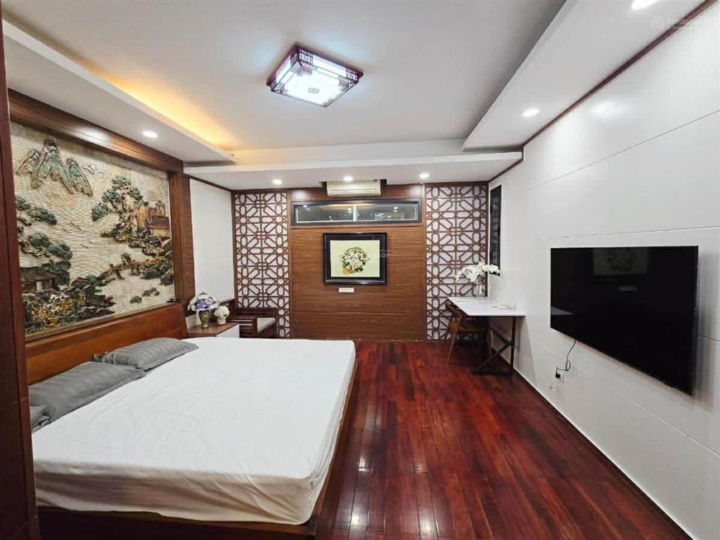 Bán nhà phân lô ô tô đỗ cửa, nhận 52m2 xây 5 tầng giá 25 tỷ