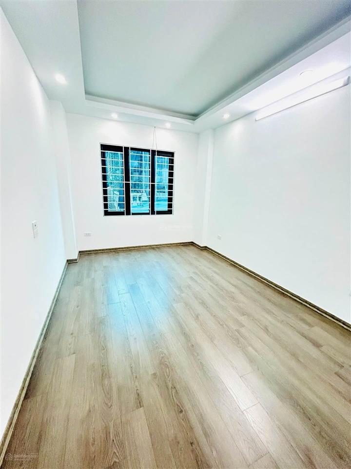 Bán nhà đại la 30m2 sổ vuông gần phố giá 6,3 tỷ sẵn giao dịch