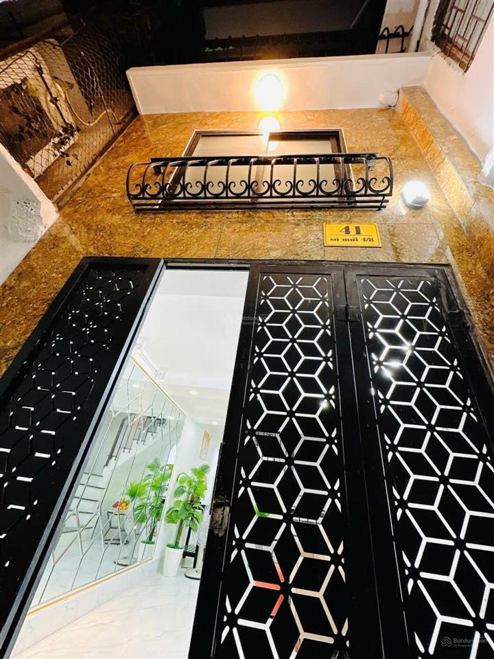Bán nhà xã đàn 25m2 xây 5 tầng gần oto giá chỉ 5 tỷ full nội thất