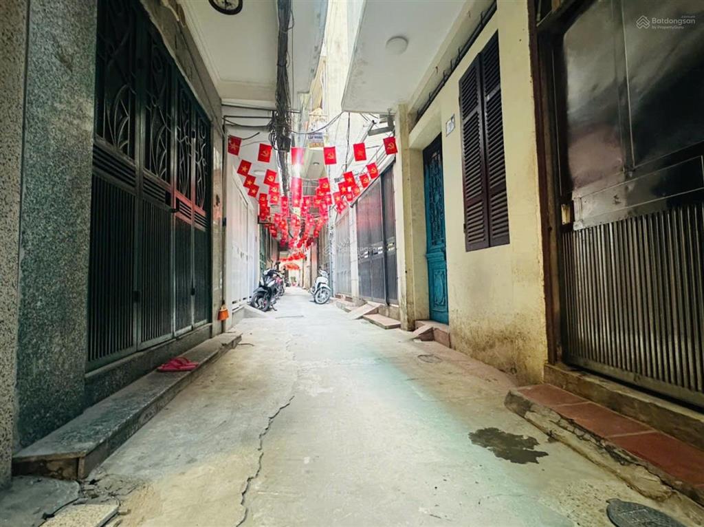 Bán nhà xã đàn 25m2 xây 5 tầng gần oto giá chỉ 5 tỷ full nội thất
