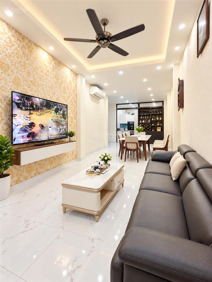 Bán nhà tôn đức thắng 50m2 xây 4 tầng gần phố giá 7,5 tỷ
