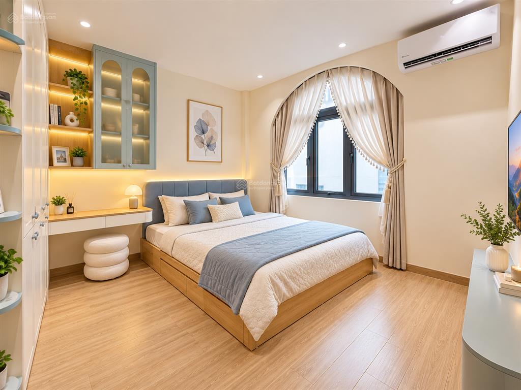 Bán nhà vũ tông phan xây 5 tầng thang máy full nội thất giá chào 6,5 tỷ