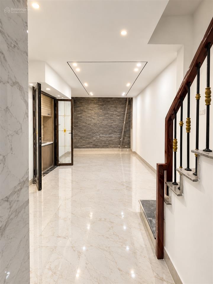 Bán nhà phan phù tiên 35m2 xây mới 6 tầng thang máy 10m ra cát linh giá 9,5 tỷ
