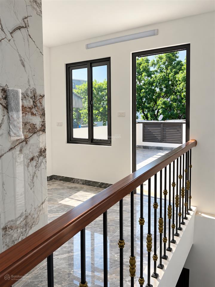 Bán nhà phan phù tiên 35m2 xây mới 6 tầng thang máy 10m ra cát linh giá 9,5 tỷ